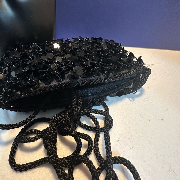 La Regale Evening Beaded Black Handmade - Picture 3 of 5